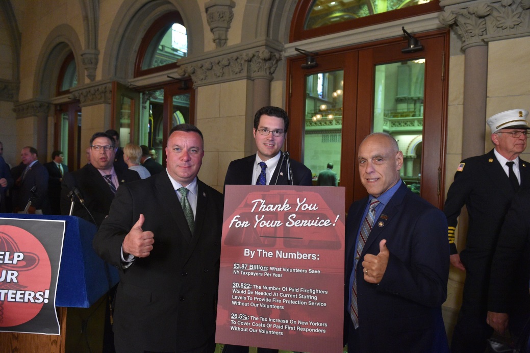 Assemblyman Joe DeStefano (R,C,I,Ref-Medford) alongside members of the Assembly at a press conference on Monday, May 20.
