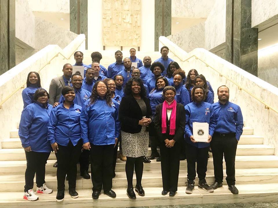 Assemblywoman Walker meeting with Dream Youth Build with New York State Senator Velmanette Montgomery! I love to see my constituents advocating in Albany!
