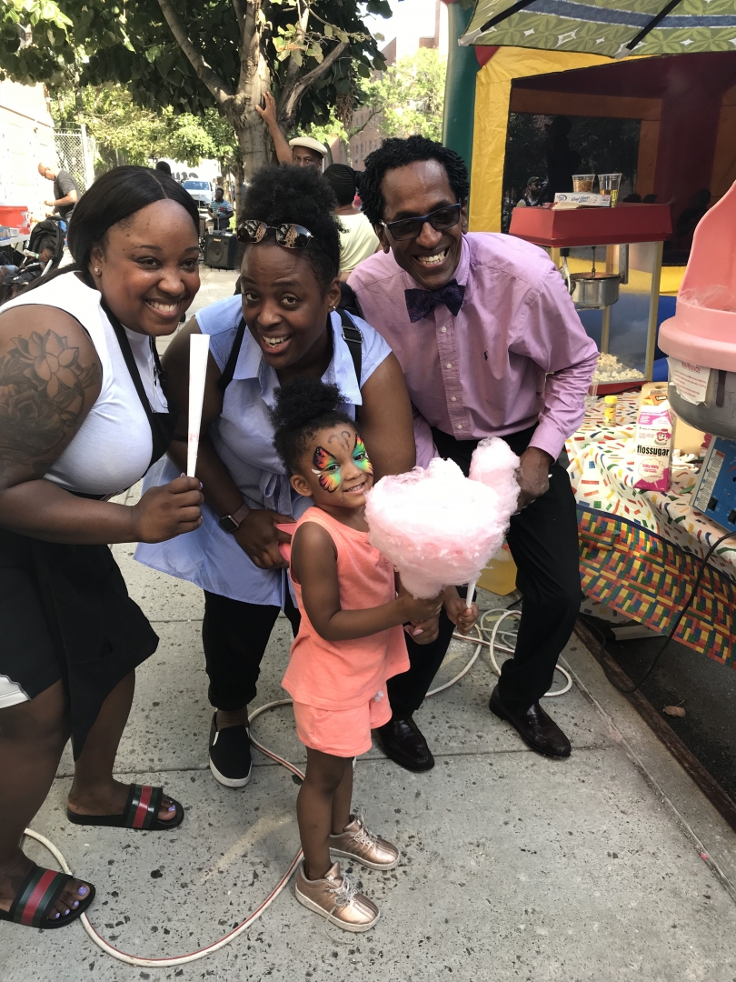 Assemblymember Taylor celebrated Block Association Day on August 18, 2018, one of several similar celebrations that the Assemblymember attended in his district this summer.