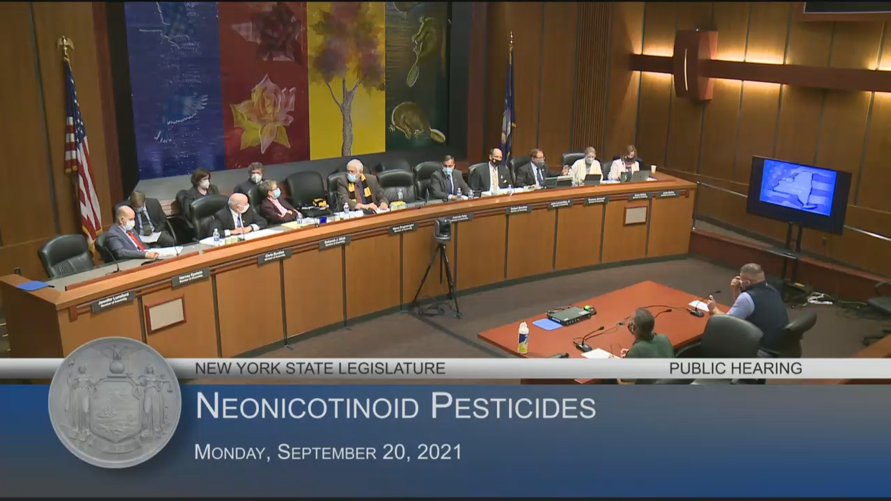 Kelles Listens to Concerns on Banning Neonicotinoid Pesticides